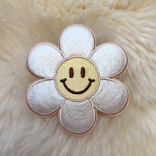 Smiley Daisy Patch