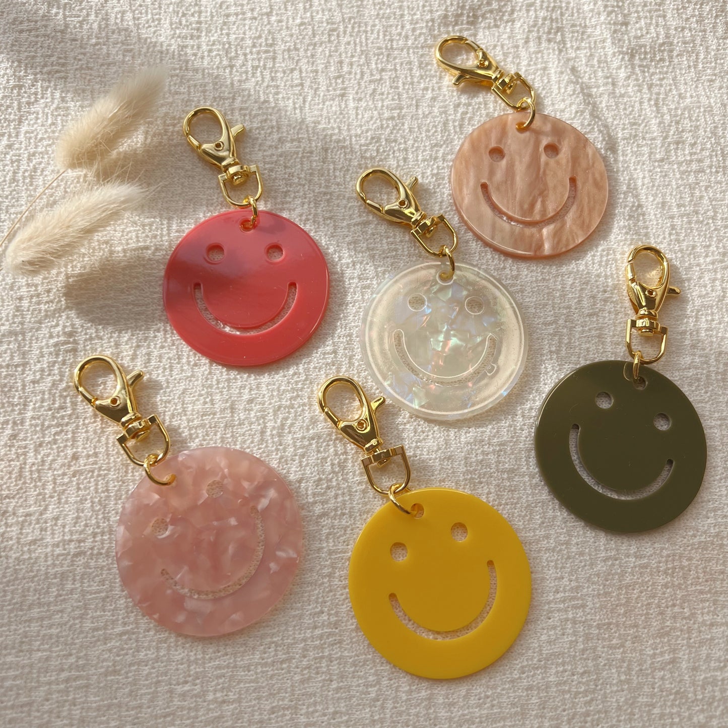 Smiley Clip-On Charm - Keychain
